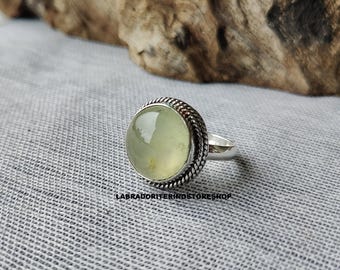 Handmade Round Prehnite Ring: 925 Sterling Silver Gemstone Jewelry
