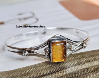 Handgjort armband i baltisk bärnsten: Smycken i 925 sterlingsilver med ädelstenar