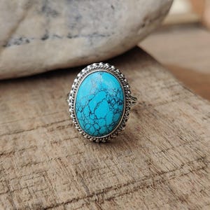 Oval Turquoise Ring: Handmade 925 Sterling Silver Band