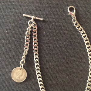 Albert pocket watch chain with a Lucky ER II sixpence fob,silver colour 4 sizes imagem 2