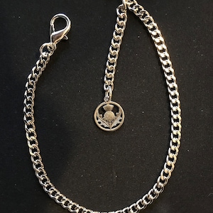 Chaîne de montre de poche Albert avec un porte-clés chardon écossais, couleur argentée 4 tailles