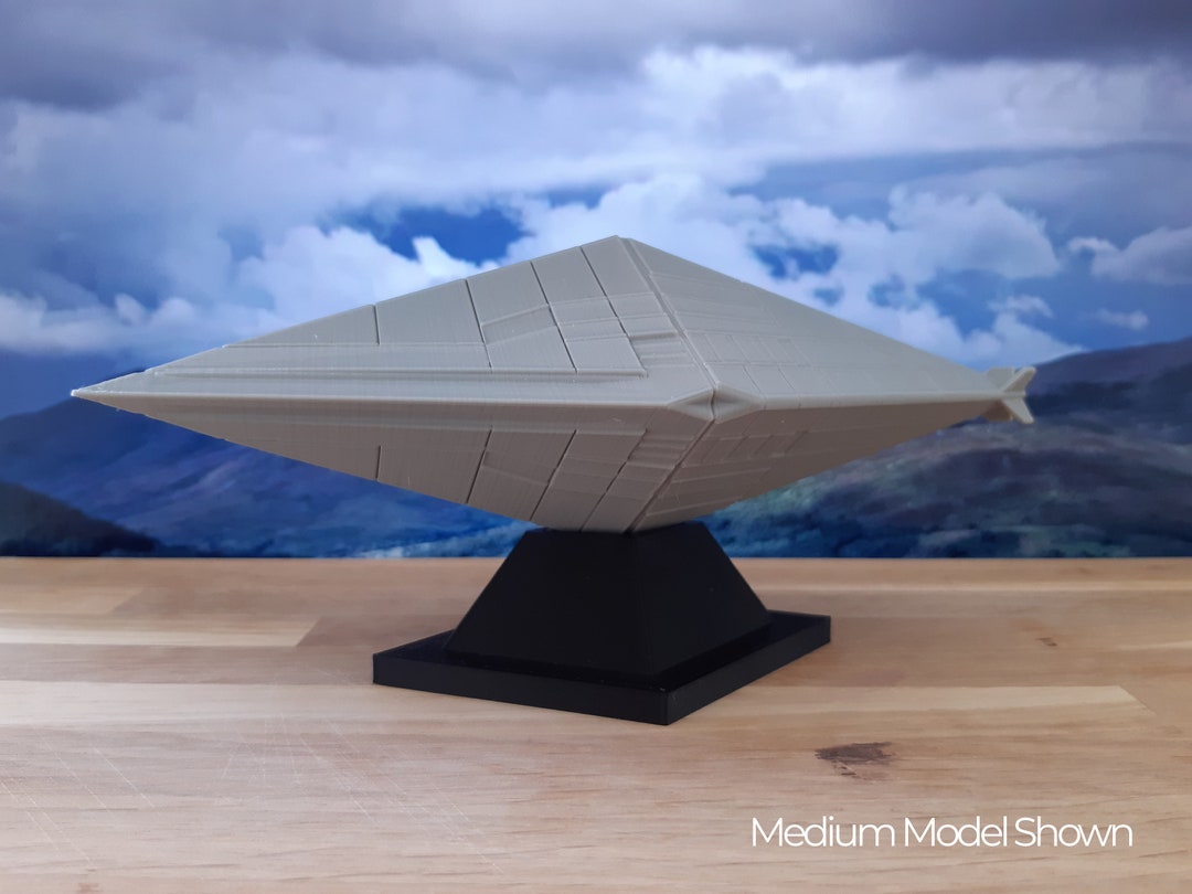 Calvine UFO Photo Model Retro / Sci Fi / Area 51 / UAP / Geek Gift 3D