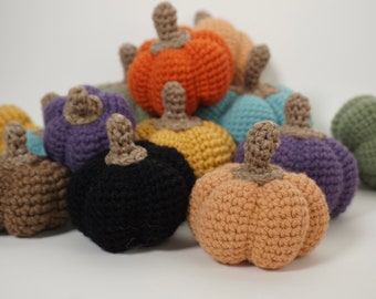 Pumpkins - handmade pumpkins- crochet pumpkin - handmade pumpkins - pumpkins decor - fall decor - autumn decor - Halloween - thanksgiving