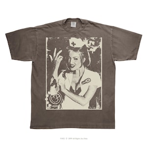 T-shirt à bande Blink 182 | Produits dérivés de la tournée des années 2000 - Cadeau pour les fans de musique | Couleurs confortables teintes en pièce unisexe