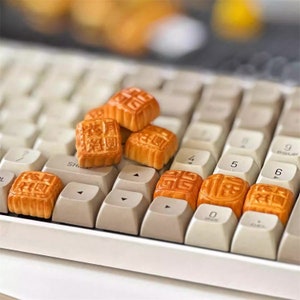 Moon Cake Mid-Autumn Festival Traditional Chinese Food Inspired Resin Artisan Keycap MX Key Cap for Mechanical Keyboard
