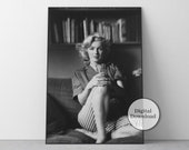 Marilyn Monroe Digital Print - Old Hollywood Poster with Vintage Portrait - Printable Wall Art Download