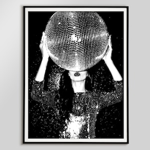 Frau Disco Ball Kopf Poster, schwarz und weiß, feministischer Druck, Retro Wandkunst, Funky Poster, Junggesellinnenparty Druck, Teenager Mädchen Raumdekor