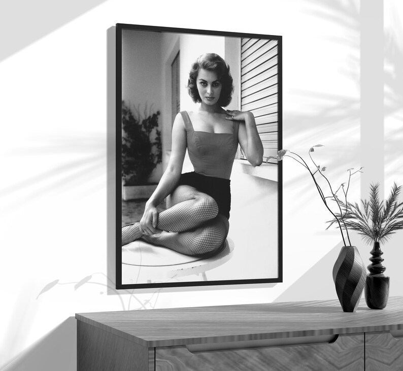 sophia loren poster, black and white, photo print, vintage poster, retro wall art, old hollywood decor, digital download, fashion wall decor, sophia loren print, sophia loren photo, vintage photography, hollywood divas, glamorous photos