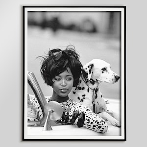 Naomi Campbell Black and White Poster, Fashion Wall Art, Naomi Campbell Print, Teen Girl Wall Art, Farmhouse Wall Decor, Feminist Art Print