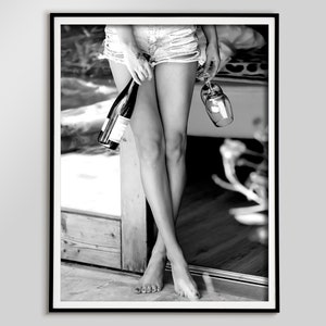Póster de vino feminista, carrito de bar en blanco y negro, decoración maximalista para habitación de niñas, impresión para dormitorio.