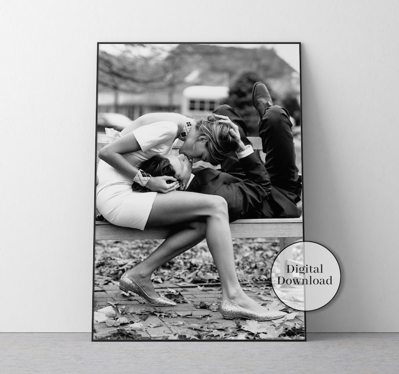 Vintage Kissing Couple Wall Art Print Love Poster Vintage Etsy