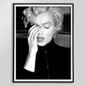 Marilyn Monroe Crying Poster, Home, Art Gift, black and white fashion, Retro Art Photography, Premium Quality Picture, Home Decor, Prints