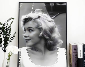 Vintage Marilyn Monroe Black and White Poster - Feminism Fashion Bedroom Decor