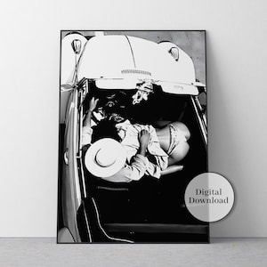 Impresión de romance en el coche, blanco y negro, fotografía vintage, decoración romántica para dormitorio, póster de pareja, arte mural romántico, decoración de San Valentín