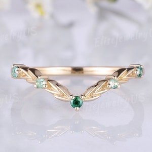 Moss Agate Wedding Band Solid Gold Ring Nature Inspired Ring leaf Wedding Band Curved Stacking Ring Anniversary Gift For Her Agate Ring