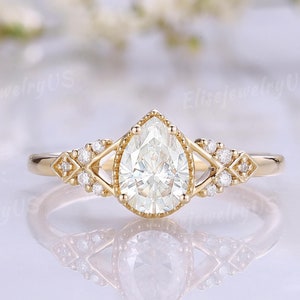 Moissanite Engagement Ring Pear Cut Moissanite Ring Solid Gold Band Art Deco Diamond Cluster Promise Rings For Women Personalized Gift