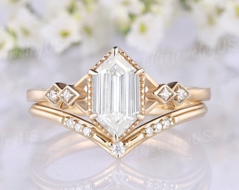 Unique Long Hexagon Cut Moissanite Engagement Ring Set Vintage Gold Ring Moissanite Wedding Rings Women Bridal Rings Set Anniversary Gift