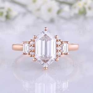 Vintage Hexagon Cut Moissanite Engagement Ring Women Moissanite Wedding Ring Unique Gold Bridal Ring Art Deco Wedding Ring Anniversary Gift