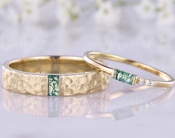 2pcs Couple Rings Set unique Baguette moss agate wedding band Nature inspired Mens wedding band Hammered 14k Gold Anniversary gift for Men