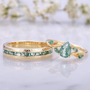 Couples Ring Moss Agate Engagement Ring Set His and Hers wedding bands Gold Men hammer Pattern Band Couples Wedding Band Set Promise Ring