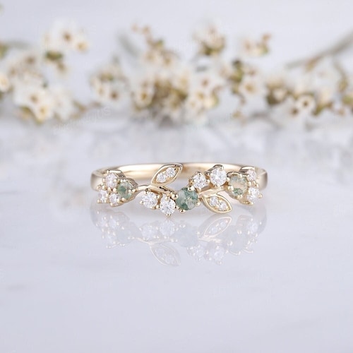 Moss Agate Wedding Band for Women, Nature Inspired Leaf Ring, Unique Floral Gold Band, Vintage Stackable Ring