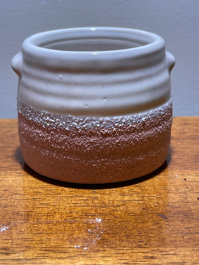 Tiny pots!