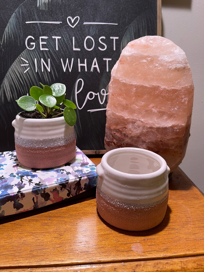 Tiny pots!