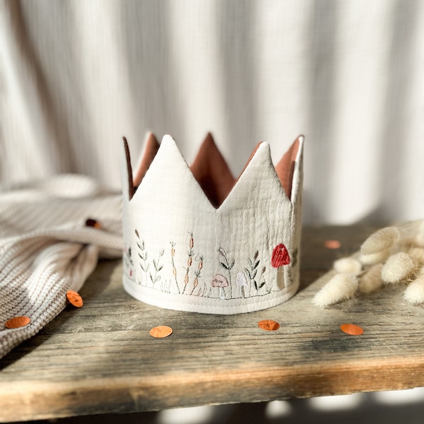 Birthday crown autumn meadow in muslin beige and cinnamon