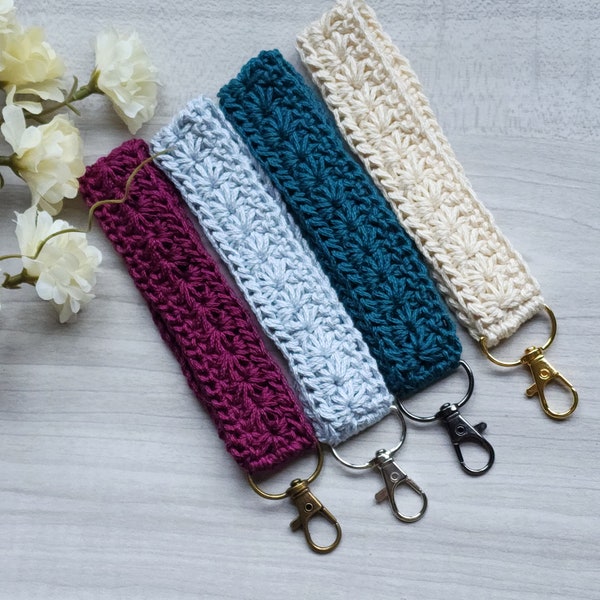 Crochet wristlet, crochet keychain, boho keychain, boho wristlet, crochet car accessories, crochet star pattern wristlet, custom order