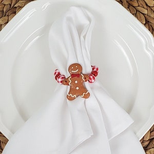 Gingerbread napkin rings top