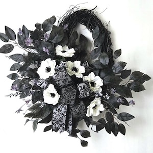 Black Halloween Wreath for Front Door, Dark Academia Home Decor, Black Floral Door Hanger, Spooky Haunted House Decor, Gothic Glam Wreath