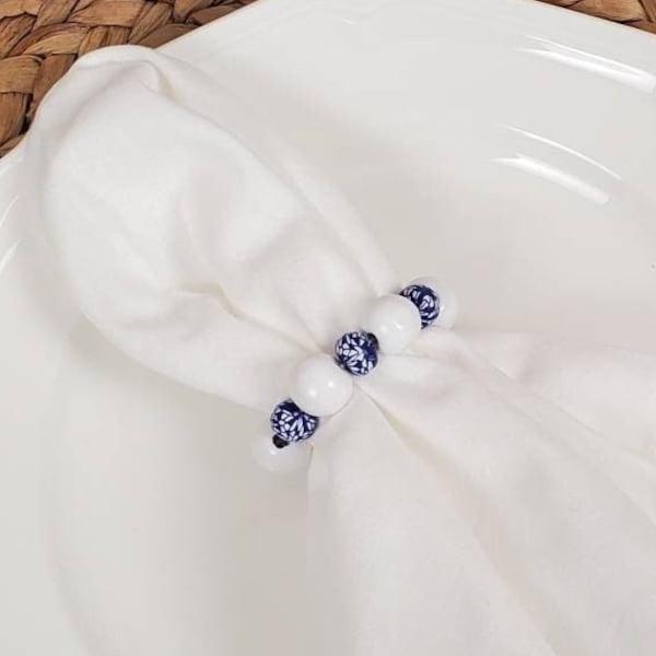 Blue & White Beaded Napkin Rings, Casual Blue White Napkin Holders, Coastal Beach Table Setting, Summer Home Decor, July 4th