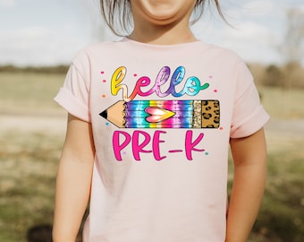 Koszulka dla malucha z okazji powrotu do szkoły Hello Pre-K - kolorowa - Koszulka dla przedszkolaka z okazji powrotu do szkoły - Koszulka dla malucha z okazji pierwszego dnia szkoły - Koszulka dla przedszkolaka