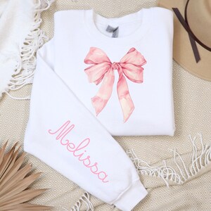 Coquette Aesthetic Pink Bow Custom Name Valentine&#39;s Sweatshirt - Cute Coquette Sweatshirt - Personalized Trendy Crewneck - Gift for Her