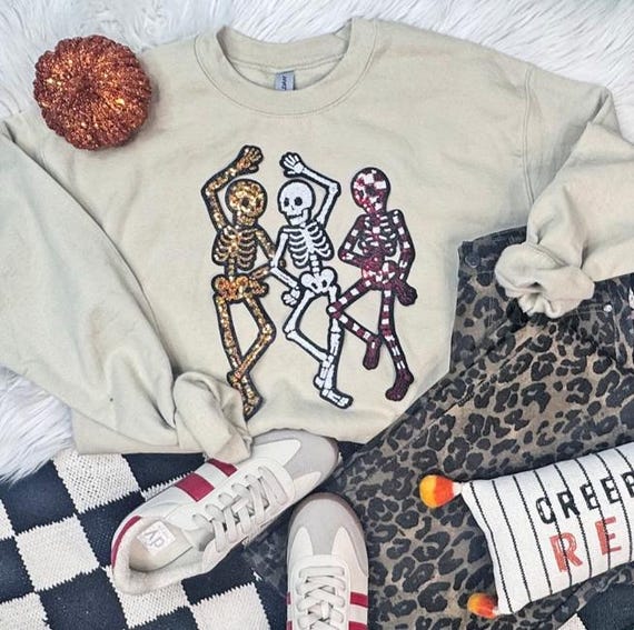 Dancing Skeletons Sequins Patch Halloween Sweatshirt - Sequins 