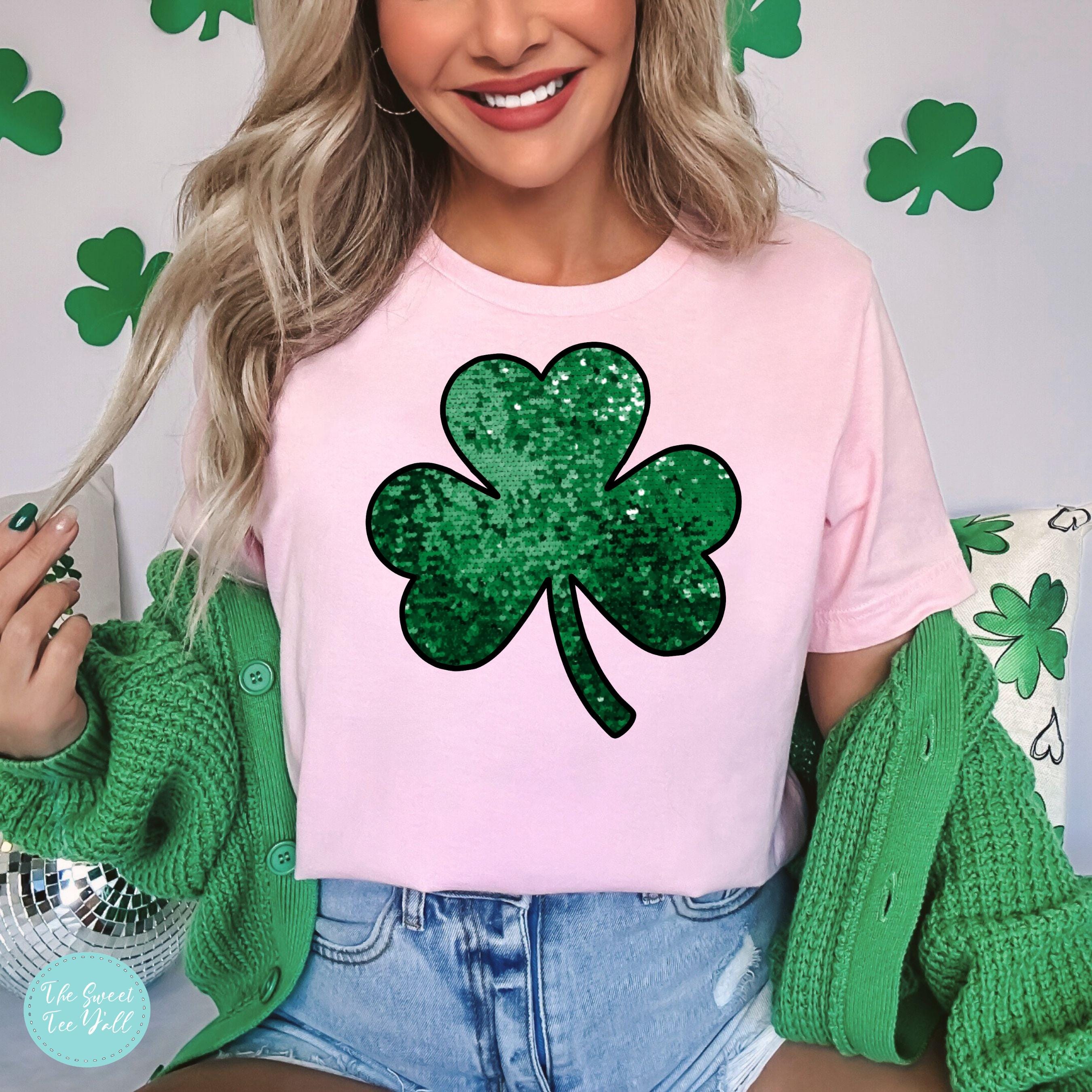 Womens St Patricks Day Shirt Lucky Womens St Patricks Day Holiday T-Shirt Green Lucky Shamrock Clover Tee Irish Green Shirt - Foto 6