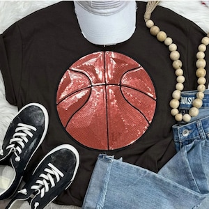 Paljetter basketmatchskjorta med chenillemärke - Matchdagskjorta - Chenillemärke - Basketmatchskjorta - Basketmatch-T-shirt