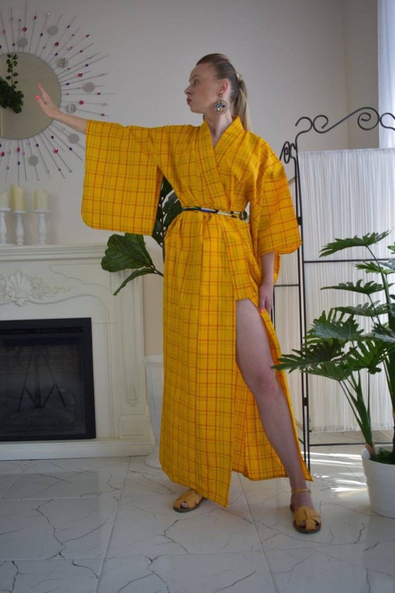 Kimono robe vintage for sale, Japanese traditiona… - image 5