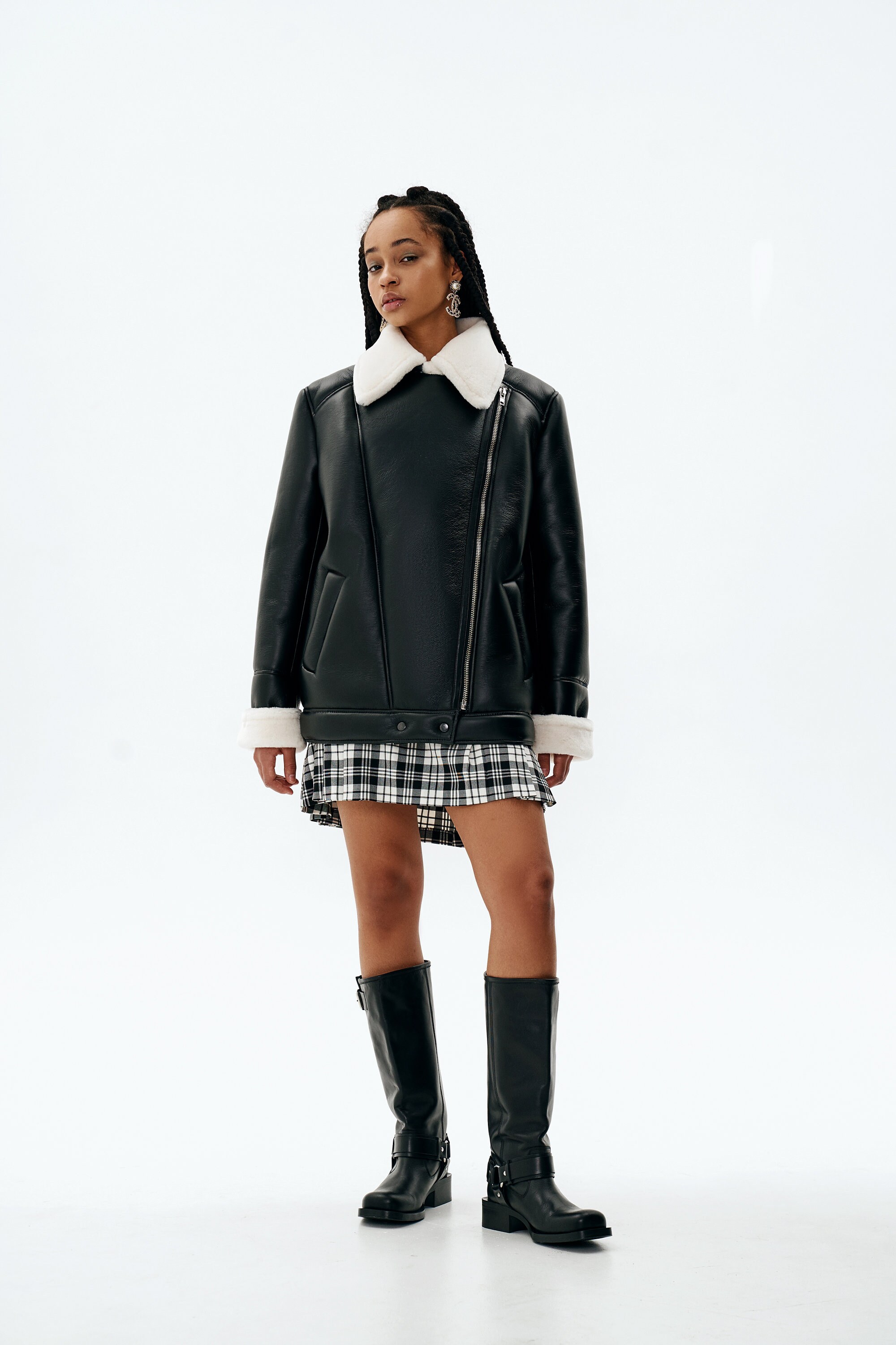 韓国ILLIGO Shearling fur jacket ファージャケット Shearling-lined leather-effect jacket - Women | MANGO OUTLET USA