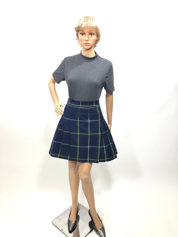 Vintage Flynn O’Hara School Uniforms wrap plaid s… - image 1