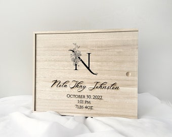 Personalized Wooden Baby Keepsake Box, Large Custom Baby Memory Box, Rustic Keepsake Baby Box, Birth Stats Keepsake, Newborn Christmas Gift