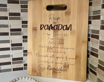 Personalized Ramadan Cutting Board, Engraved Cutting Board, Ramadan Gift, Islamic Kitchen Gift, Engraved Cutting Board, Housewarming Gift,