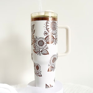 Custom Engraved Dainty Floral Tumber, Personalized 40oz Tumbler for Her, Floral Tumbler Design, Engraved Tumbler Wrap