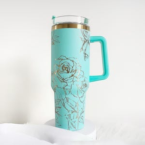 Custom Engraved Dainty Floral Tumber, Personalized 40oz Tumbler for Her, Floral Tumbler Design, Engraved Tumbler Wrap