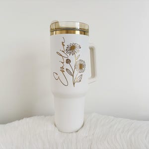 Custom Engraved Dainty Floral Tumber, Personalized 40oz Tumbler for Her, Floral Tumbler Design, Engraved Tumbler Wrap