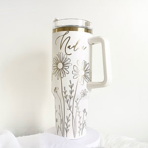 Custom Engraved Dainty Floral Tumber, Personalized 40oz Tumbler for Her, Floral Tumbler Design, Engraved Tumbler Wrap