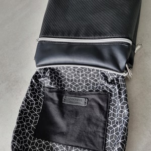 Elegante Umhängetasche / Crossbodybag aus Kunstleder in schwarz Bild 4