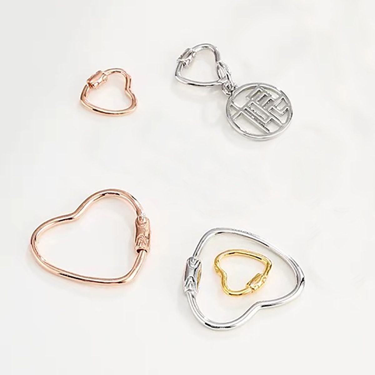 Chiusura a moschettone a forma di cuore in argento sterling 925 da 8/15,5 mm, con ciondoli, fermagli a scatto, ganci per la creazione di gioielli fai da te con collane. - Italia
