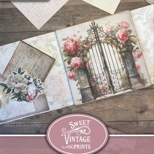 Op de afbeelding: Een vintage junk journal folio met een bloemenontwerp met een poort met pioenen en een vintage ansichtkaart. De folio heeft de titel "Vintage Peonies Folio" en is een junk journal folio.