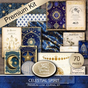 Könnte beinhalten: Ein himmlisches Junk-Journal-Kit mit verschiedenen Vintage-Papieren, Karten und gemusterten Stoffen in Blau-, Gold- und Cremetönen. Enthält Bilder von Sonne, Mond, Sternen und Himmelskörpern. Das Kit enthält 70 Seiten.